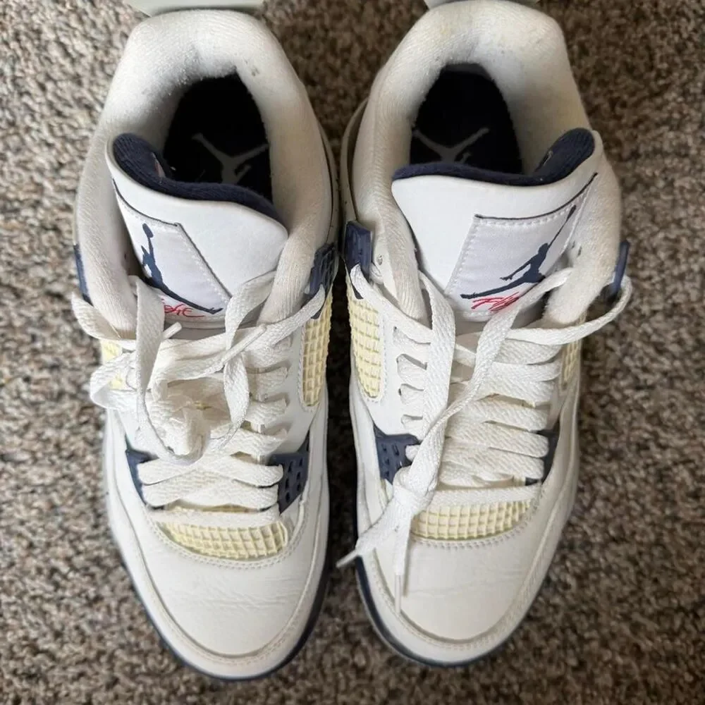 Jordan Men's White and Cream Trainers